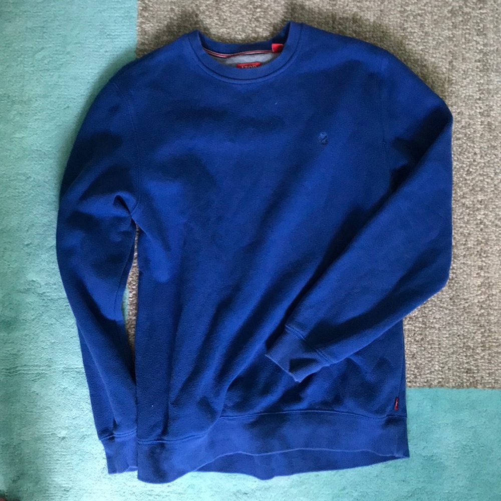 Izod sweatshirt